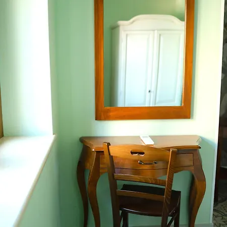 ベッド・アンド・ブレックファスト Orizzonte Infinito Chiaromonte